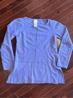 Betta Made in Italy Merino wool, cashmere Light Periwinkle Knit Long Sleeve Top